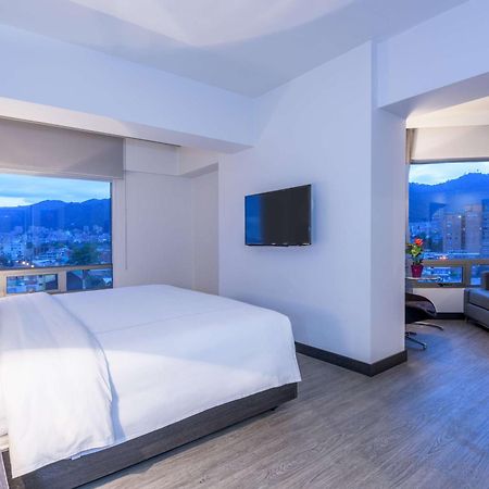 NH Bogota Urban 26 Royal Hotel Kültér fotó