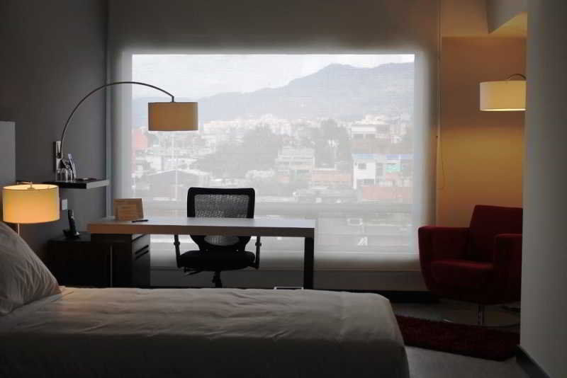 NH Bogota Urban 26 Royal Hotel Kültér fotó