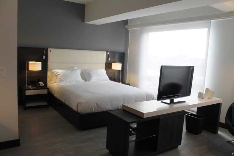 NH Bogota Urban 26 Royal Hotel Kültér fotó