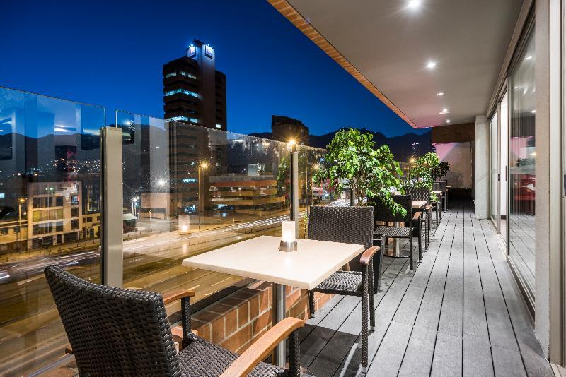 NH Bogota Urban 26 Royal Hotel Kültér fotó